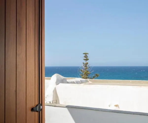 Cycladic Sea View House Near The Castle Lejlighed